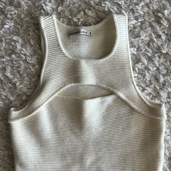 Abercrombie Sweater Cutout Bodysuit - Picture 2 of 3